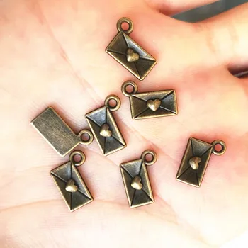 10 adet / paket Küçük Boy Antik Bronz Kaplama Çinko Alaşım Aşk Zarf Charm Kolye Fit DIY El Sanatları İçin yaklaşık 8x12mm s1039