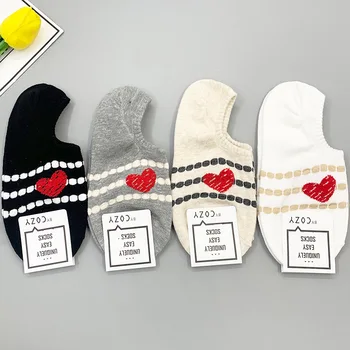 Karikatür Kadın Çorap Çizgili Kalpler Kadın Çorap Kısa Beyaz Pamuklu Sox Kore Çorap İlkbahar Yaz Casual Bayanlar Çorap