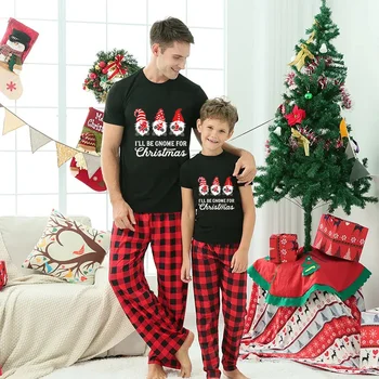 Noel Eşleşen aile pijamaları Noel İçin Gnome Olacağım Siyah Kısa Pijama Takımı
